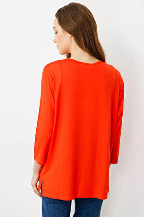 Kadın Sıfır Yaka Nakışlı Penye Bluz Mercan