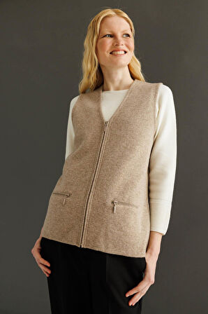 Kadın Çelik Örgü Cebi Fermuarlı Düz Triko Yelek K.Bej