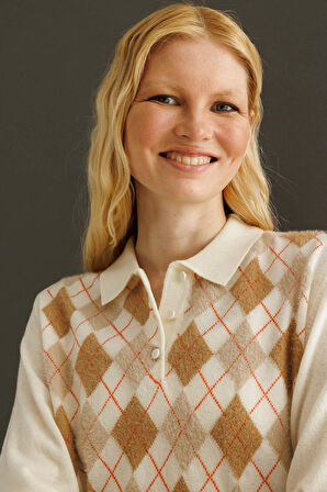 Kadın Polo Yaka Önü Baklavalı Yün Kazak Kemik