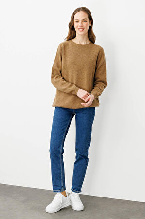 Kadın Sıfır Yaka Klasik Yün Kazak V.Camel