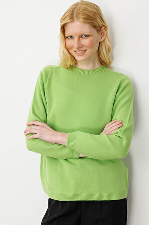Kadın Sıfır Yaka Klasik Yün Kazak A.E.Yeşili