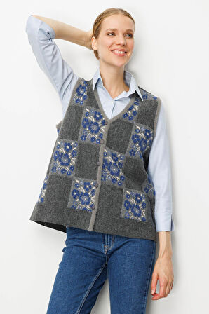 Kadın Pıtırcık Çiçekli Patchwork Keçe Yün Yelek Füme_Mavi
