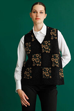 Kadın Pıtırcık Çiçekli Patchwork Keçe Yün Yelek Siyah_V.Camel