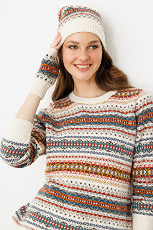 Kadın Sıfır Yaka Komple Jakarlı Yün Kazak Kemik