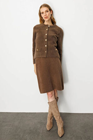 Kadın Sıfır Yaka Metal Düğmeli Afrodit Kısa Triko Ceket Kahve