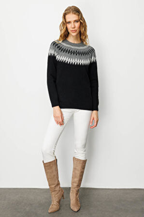 Kadın Sıfır Yaka Robası Baklavalı Yün Kazak Siyah