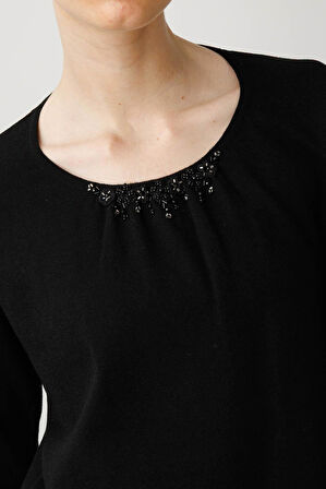 Kadın Sıfır Yaka Dantel Çiçek İşlemeli Ligralı Bluz Siyah