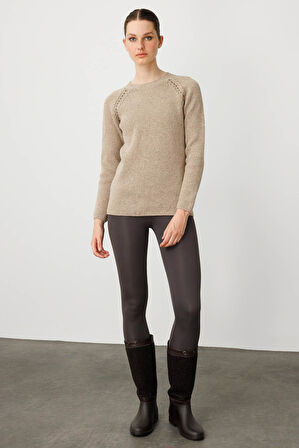 Kadın Sıfır Yaka Boncuklu Yün Kazak K.Bej