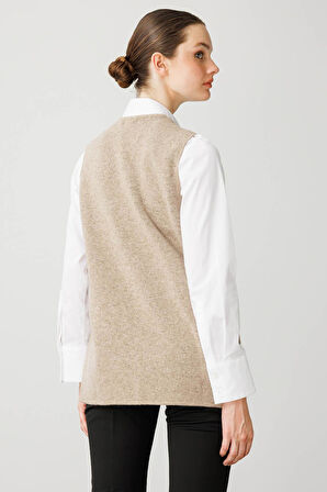 Kadın V Yaka Önü Keçe Fermuarlı Kısa Yün Yelek K.Bej