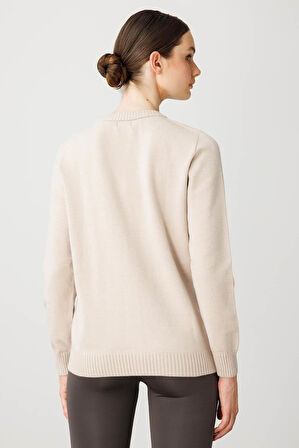 Kadın V Yaka Önü Baklavalı Nakış İşlemeli Hırka Bej