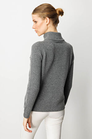 Kadın Tam Balıkçı Yaka Kolu Boncuklu Yün Kazak Füme