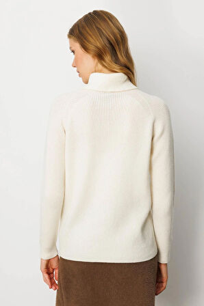 Kadın Tam Balıkçı Yaka Kolu Boncuklu Yün Kazak Kemik