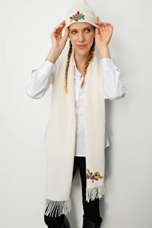 Kadın Rokoko Nakış İşlemeli Yün Bere Kemik