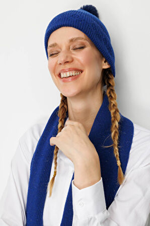 Kadın Simli Jakarlı Ponponlu Yün Şapka K.S.Mavi