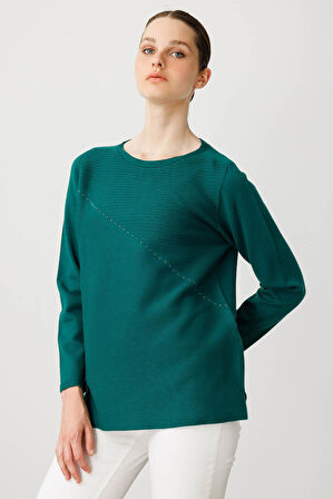 Kadın Sıfır Yaka Verev Taşlı Kazak Ö.Başı