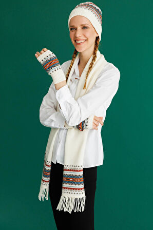 Kadın Jakarlı Yün Bere Kemik