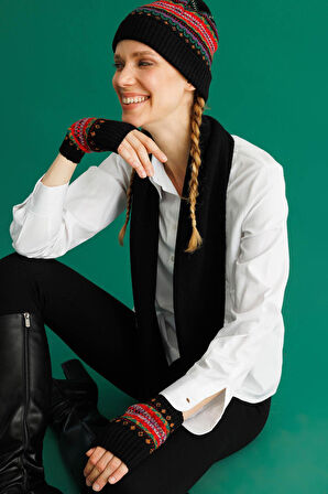 Kadın Jakarlı Yün Bere Siyah