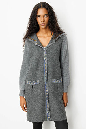 Kadın Kapüşonlu Önü Keçe Yün Kaban Füme