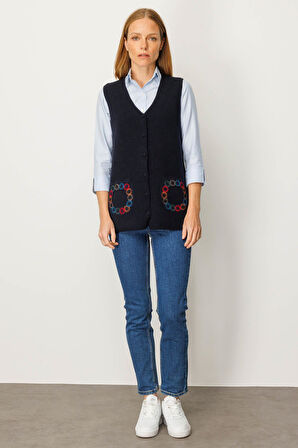 Kadın V Yaka Cebi Tığlamalı Yün Yelek K.Lacivert