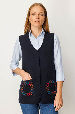 Kadın V Yaka Cebi Tığlamalı Yün Yelek K.Lacivert