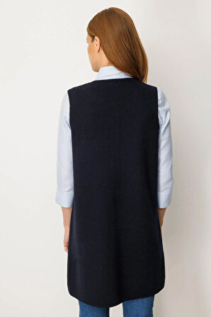 Kadın Sıfır Yaka Cebi Tığlamalı Uzun Yün Yelek K.Lacivert