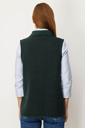 Kadın Polo Yaka Yakası Nakış İşlemeli Yün Yelek Yeşil