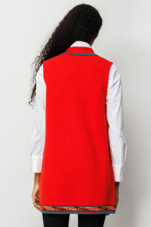 Kadın Polo Yaka Etek Ucu Kilim Desenli Uzun Yün Yelek Mercan