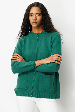 Kadın Dik Yaka Cepli Basic Yün Hırka Ö.Başı