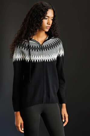 Kadın Kapüşonlu Robası Baklavalı Hırka Siyah