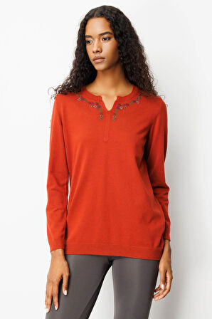 Kadın Sıfır Yaka Yakası Çiçek Nakış İşlemeli Bluz K.Kiremit