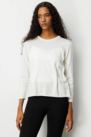 Kadın Basic Sıfır Yaka Kazak Kemik