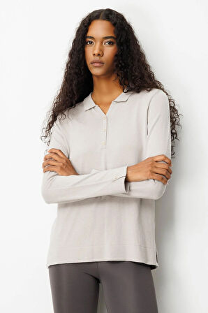 Kadın Polo Yaka Yakası ve Kolu Düğmeli Bluz Vizon