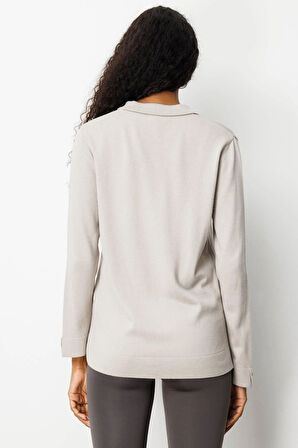 Kadın Polo Yaka Yakası ve Kolu Düğmeli Bluz Vizon