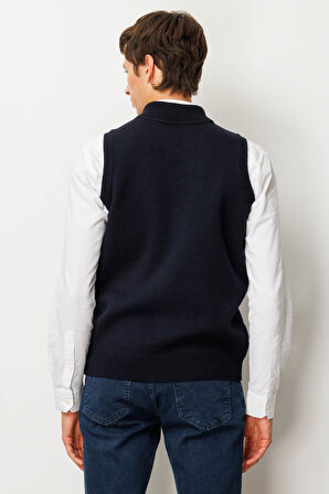 Erkek Hakim Yaka Göğsü ve Cebi Keçe Yün Yelek K.Lacivert