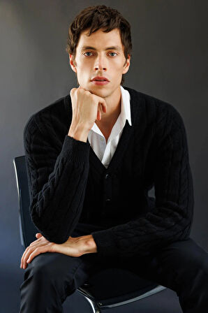 Erkek V Yaka Kalın Saç Örgülü Yün Ceket Siyah