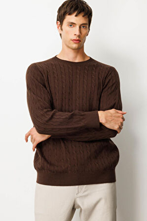 Erkek Sıfır Yaka Saç Örgülü Kazak Kahve