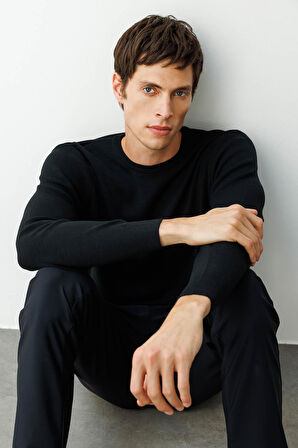 Erkek Sıfır Yaka Çelik Örgü Yün Kazak Siyah