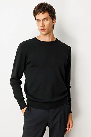 Erkek Sıfır Yaka Çelik Örgü Yün Kazak Siyah