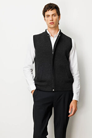 Erkek Hakim Yaka Çelik Örgü Yün Yelek K.Füme