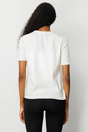 Kadın Sıfır Yaka Kısa Kollu Düz Bluz Kemik