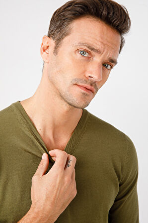 Erkek Basic V Yaka İnce Triko Kazak Haki