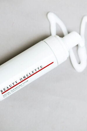 Beauty Omelette Yüz Temizleme Köpüğü Kuru ve Hassas Ciltler