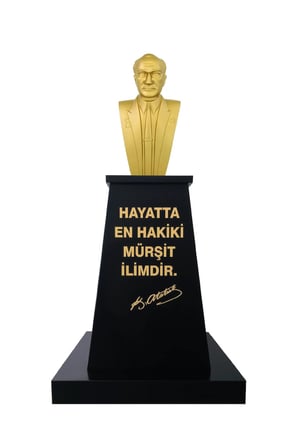 Atatürk Büstü (70cm Alüminyum)+ Kaide (120cm)+ Alt Tabla Lise Modeli