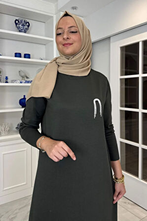 Gözde Broşlu Triko Elbise Haki