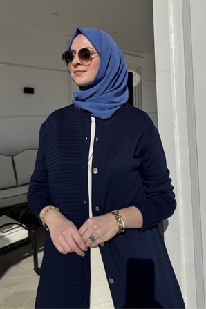 Manolya Lacivert Triko Hırka