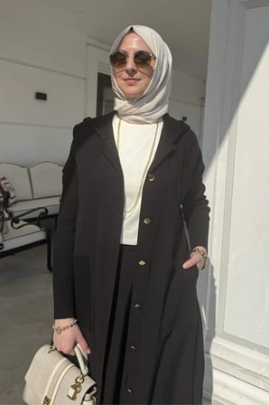 Ada Modal Kap Siyah