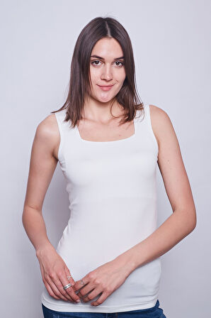 Kare Yaka Kolsuz Likralı Pamuklu Kumaş Body-Krem