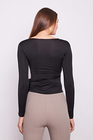 Dantel Detaylı Anvelop Kruvaze Uzun Kol Likralı Bluz-Siyah