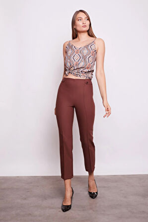 Kadın Yüksek Bel Önü Dikişli Beli Apoletli Düğmeli Boru Paça Kumaş Pantolon -Kahve