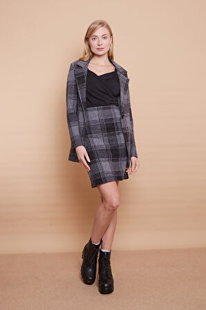 Ekose Desenli Yakalı Uzun Kol Tek Düğme Yünlü Kumaş Kışlık Blazer Ceket -Siyah Desen 